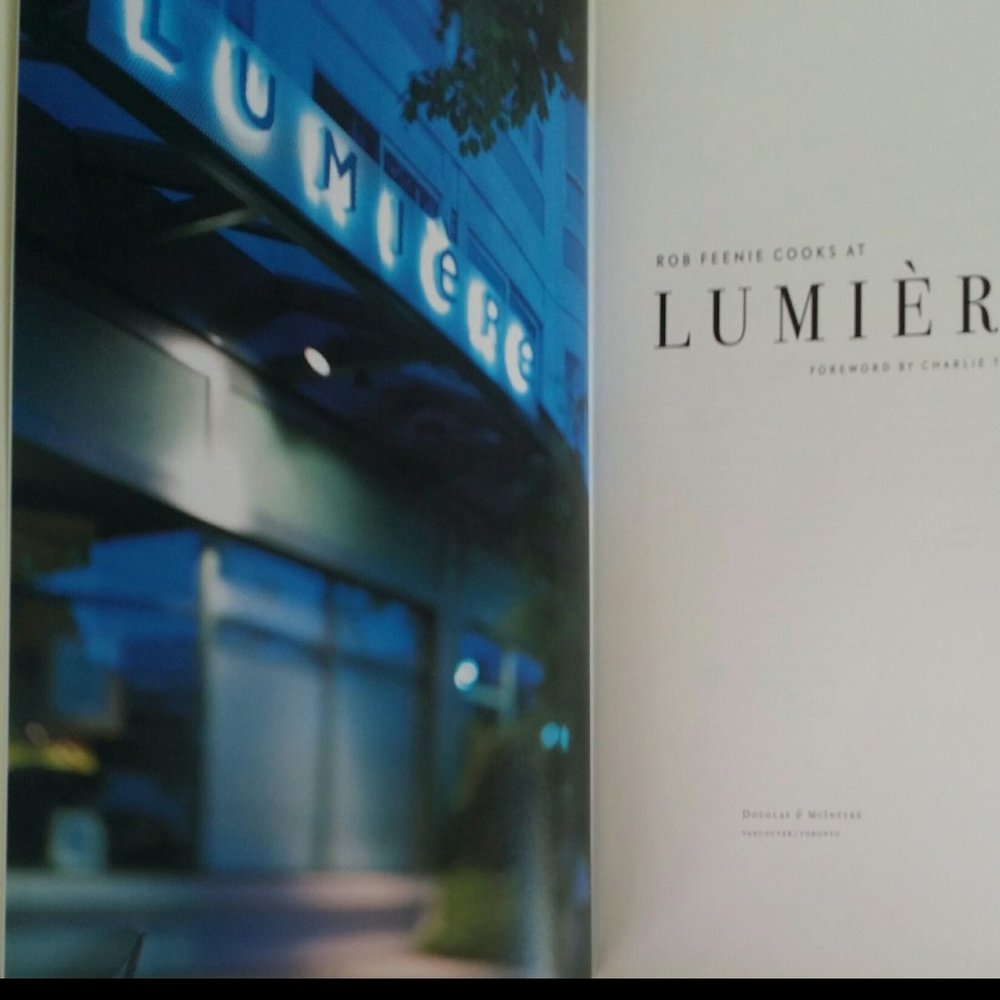 Rob Feenie Cooks at LUMIERE 3 LB 5211 HC Cookbook  11 BLK